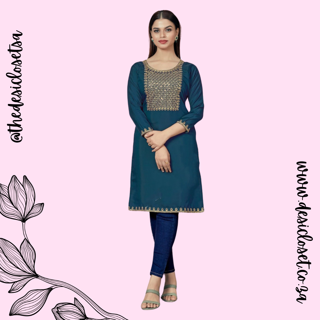 Top (Plus Sizes Only)