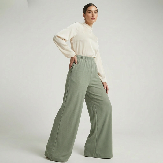 Ribbed Flaired Pant