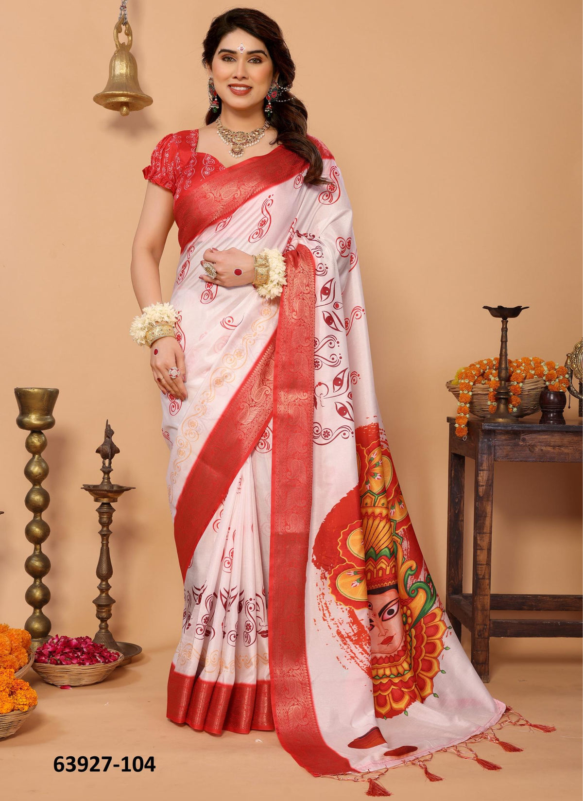 Dola Silk Unstitched Sari
