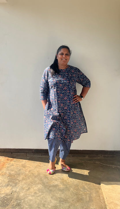 Kurthi And Pant Set - Mid Sizes